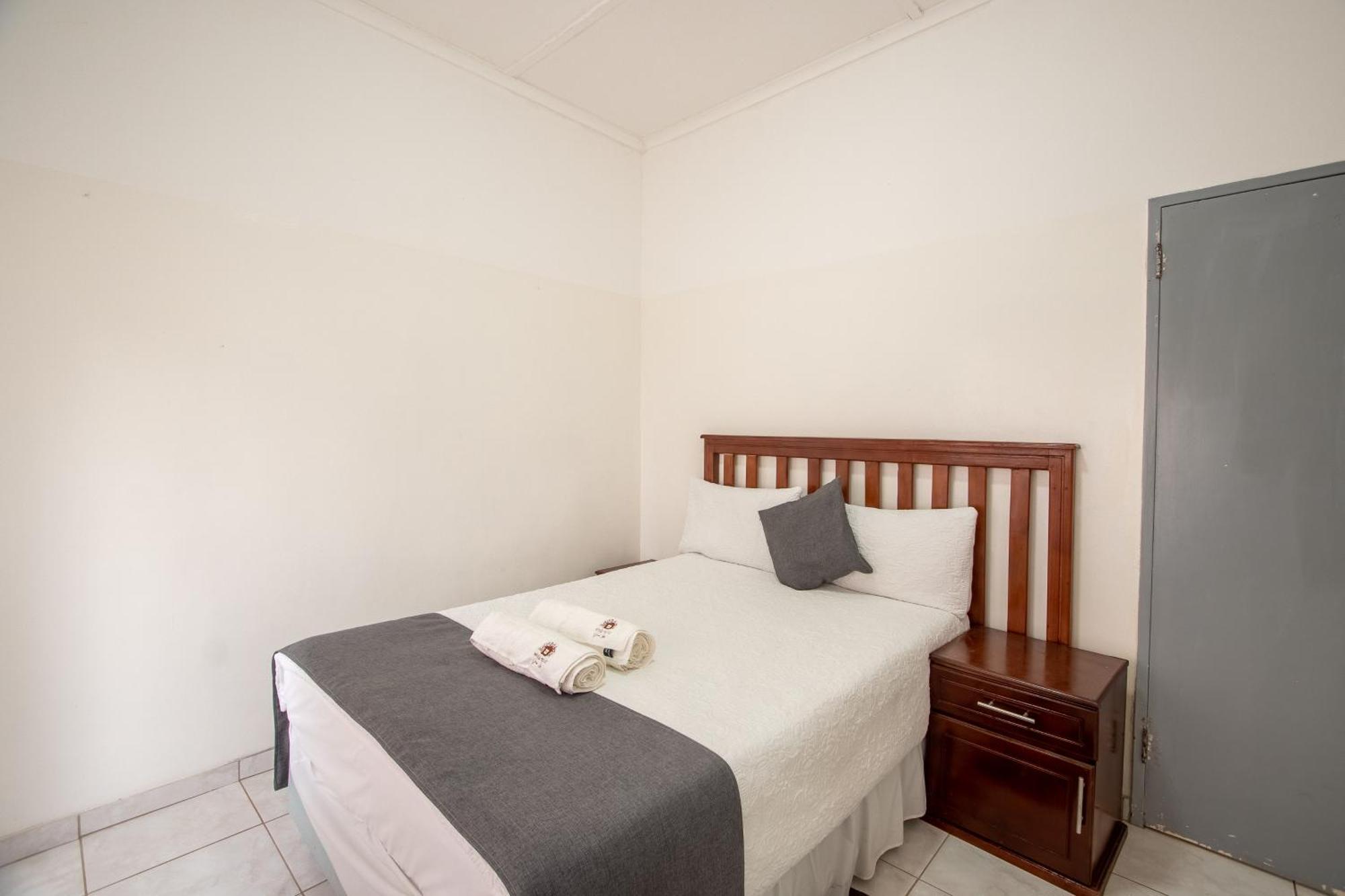 Wood Road Guest Lodge Καταρράκτες Βικτωρίας Εξωτερικό φωτογραφία