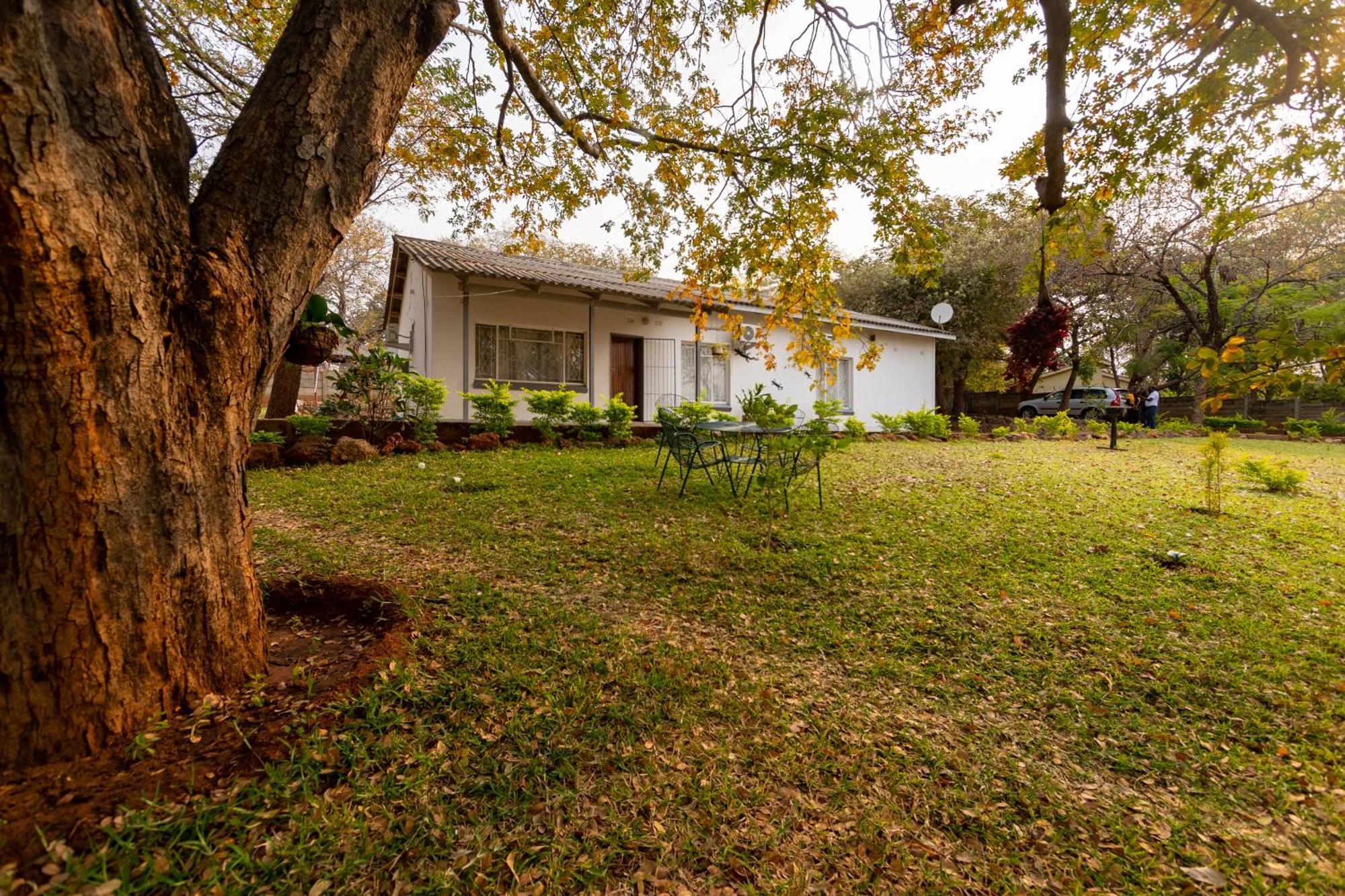 Wood Road Guest Lodge Καταρράκτες Βικτωρίας Εξωτερικό φωτογραφία
