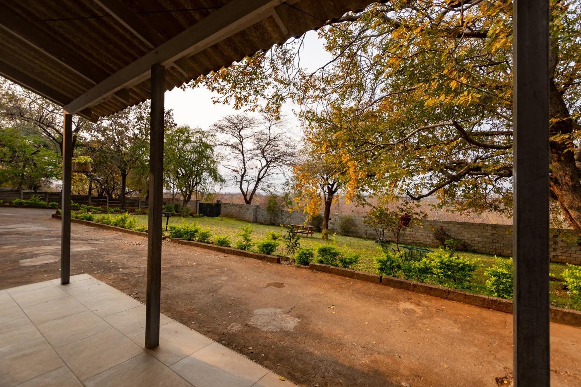 Wood Road Guest Lodge Καταρράκτες Βικτωρίας Εξωτερικό φωτογραφία